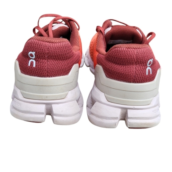 On Cloudflyer 2 Running Athletic Tennis Shoe Sneaker Flare Quartz Red Women 8 - Picture 3 of 15